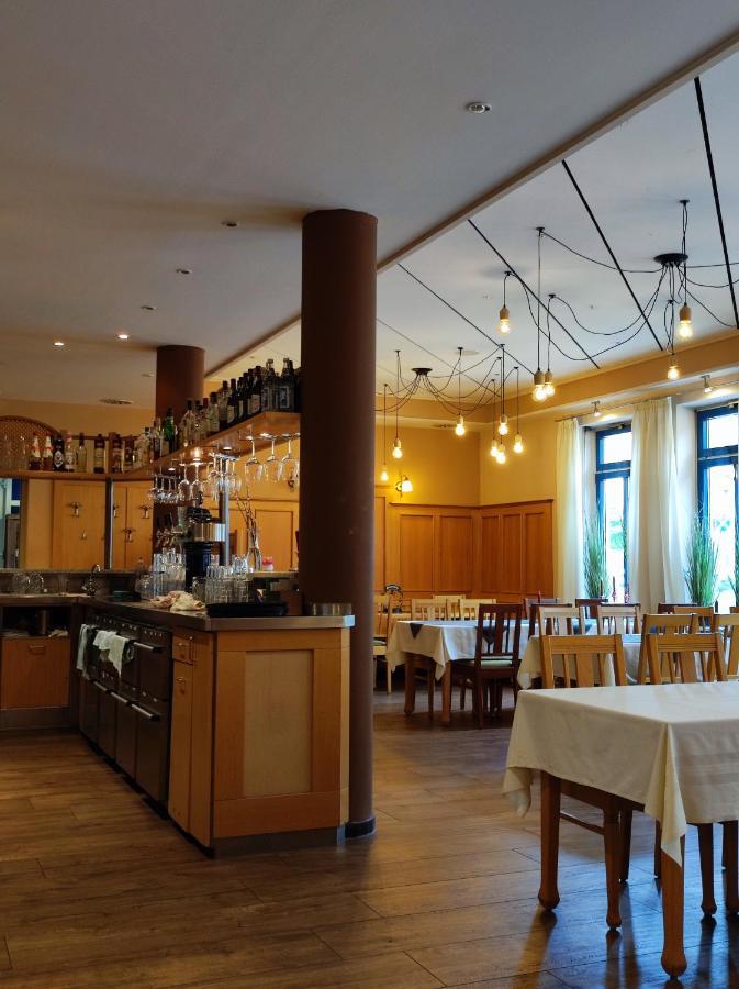 Stadthotel Deggendorf Esterno foto